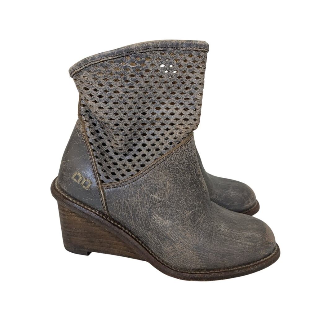 BED STU Dutchess Perforated Leather Wedge Boots Brown Womens Size 6 - Picture 2 of 9